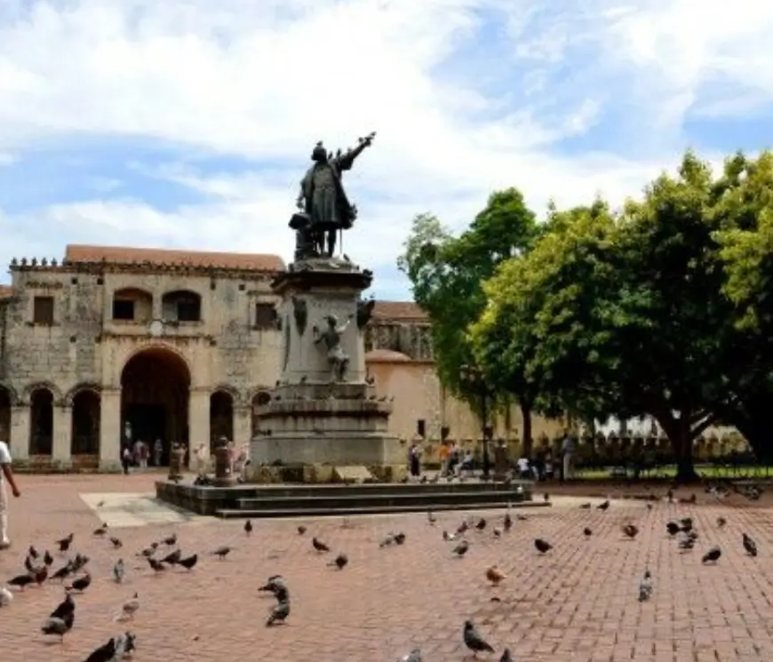 Plaza de Santiago - Centro histórico de la ciudad