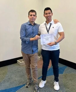 Formación Continua Global Dr. Ariel Yu Zeng