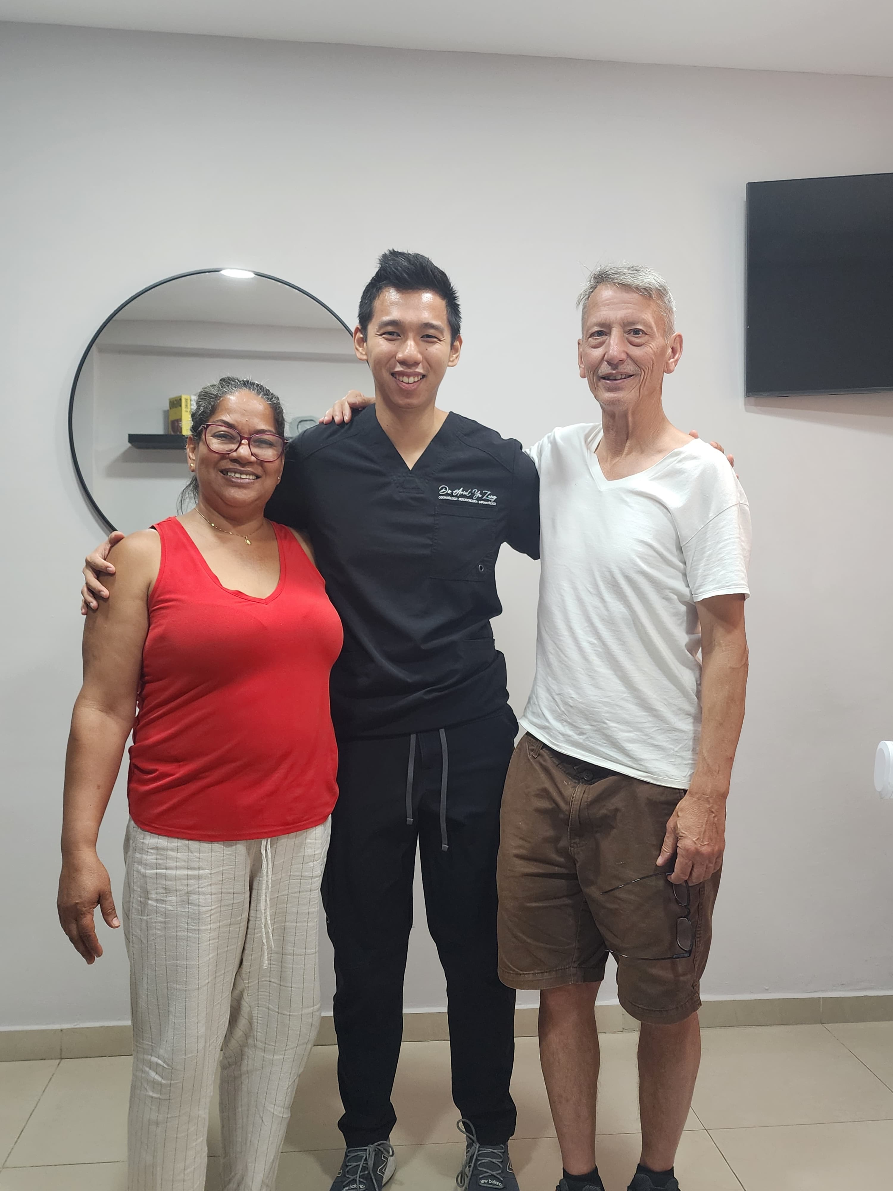 Paciente satisfecho de Santiago Lotus Dental - 2