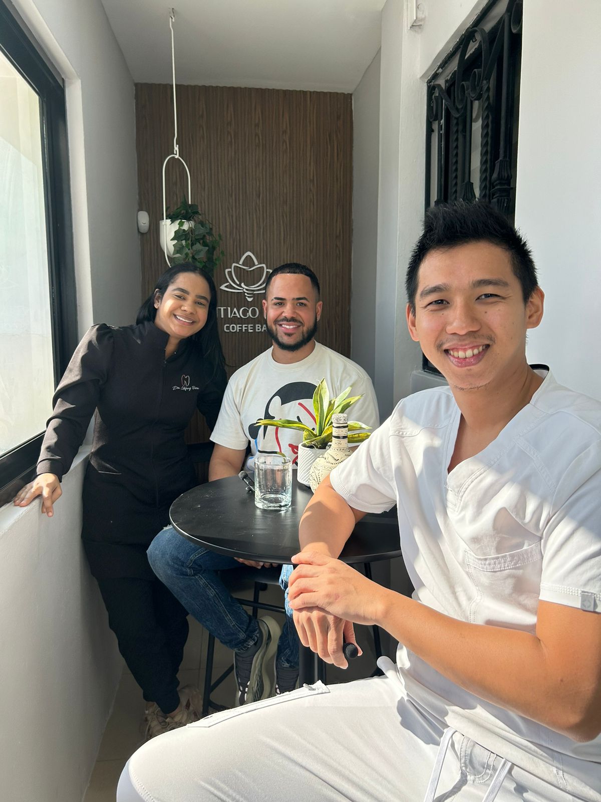 Paciente satisfecho de Santiago Lotus Dental - 7