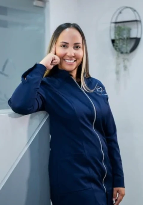 Dra. Elizabeth Grullón - Especialista en Endodoncia